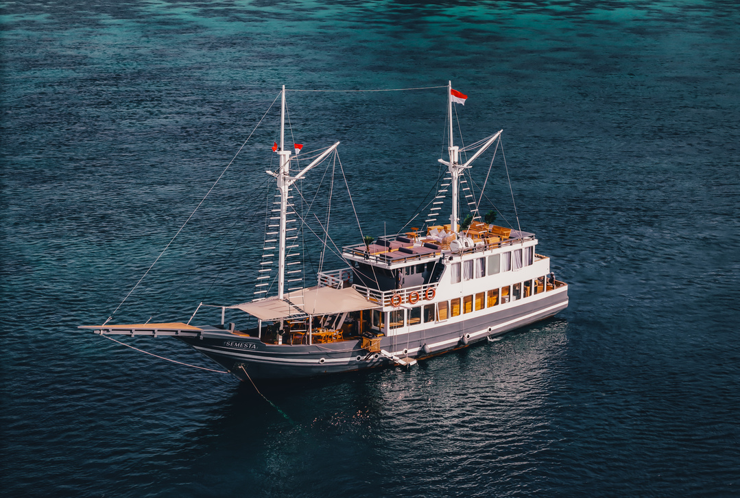 Open Trips Weekdays by Semesta Luxury Phinisi - 