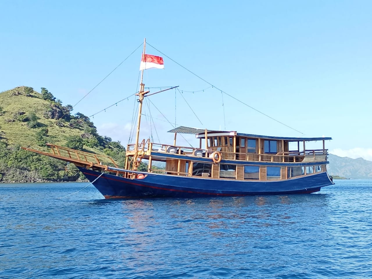 Private trip by Ardea Deluxe Phinisi - 