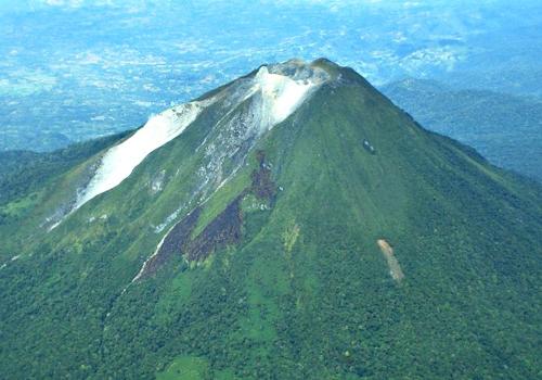 Exotic Nature Sumatra Tour 14 Days - 